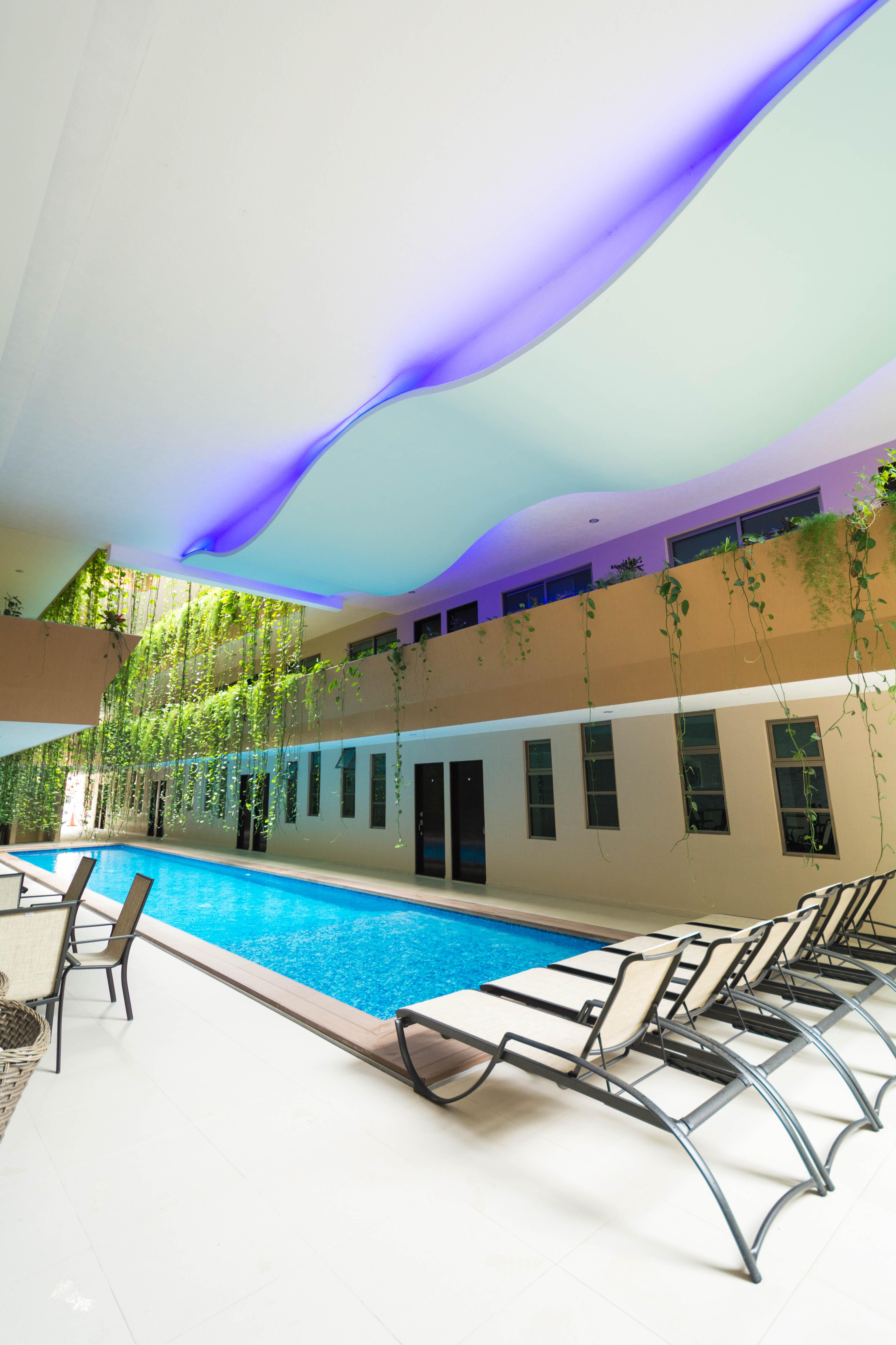 Palmarena Rooms & Residences - Long Stay Comfort With Parking, Sauna, Gym & Pool - Steps From 5Th Avenue Плайя-дель-Кармен Екстер'єр фото