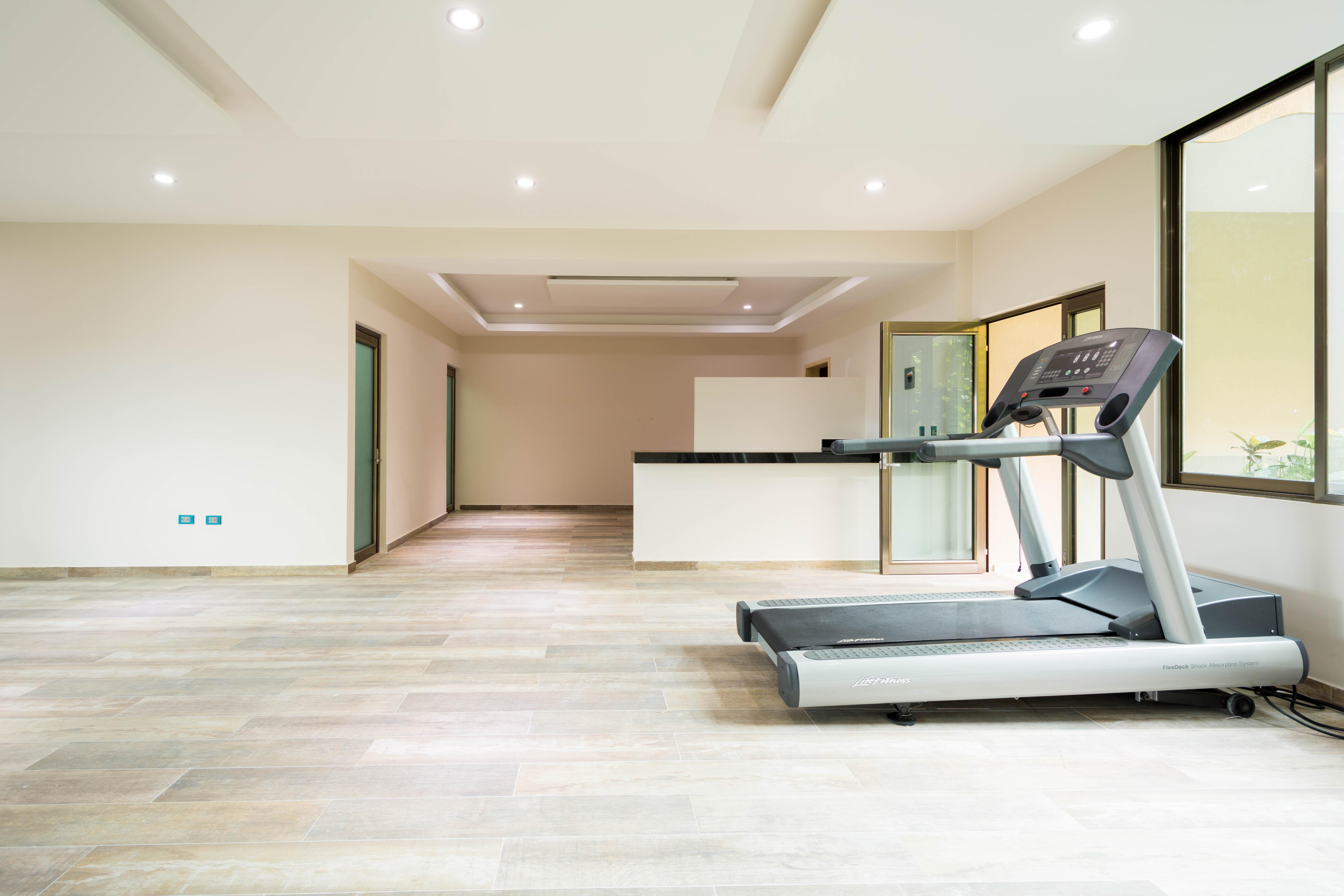 Palmarena Rooms & Residences - Long Stay Comfort With Parking, Sauna, Gym & Pool - Steps From 5Th Avenue Плайя-дель-Кармен Екстер'єр фото